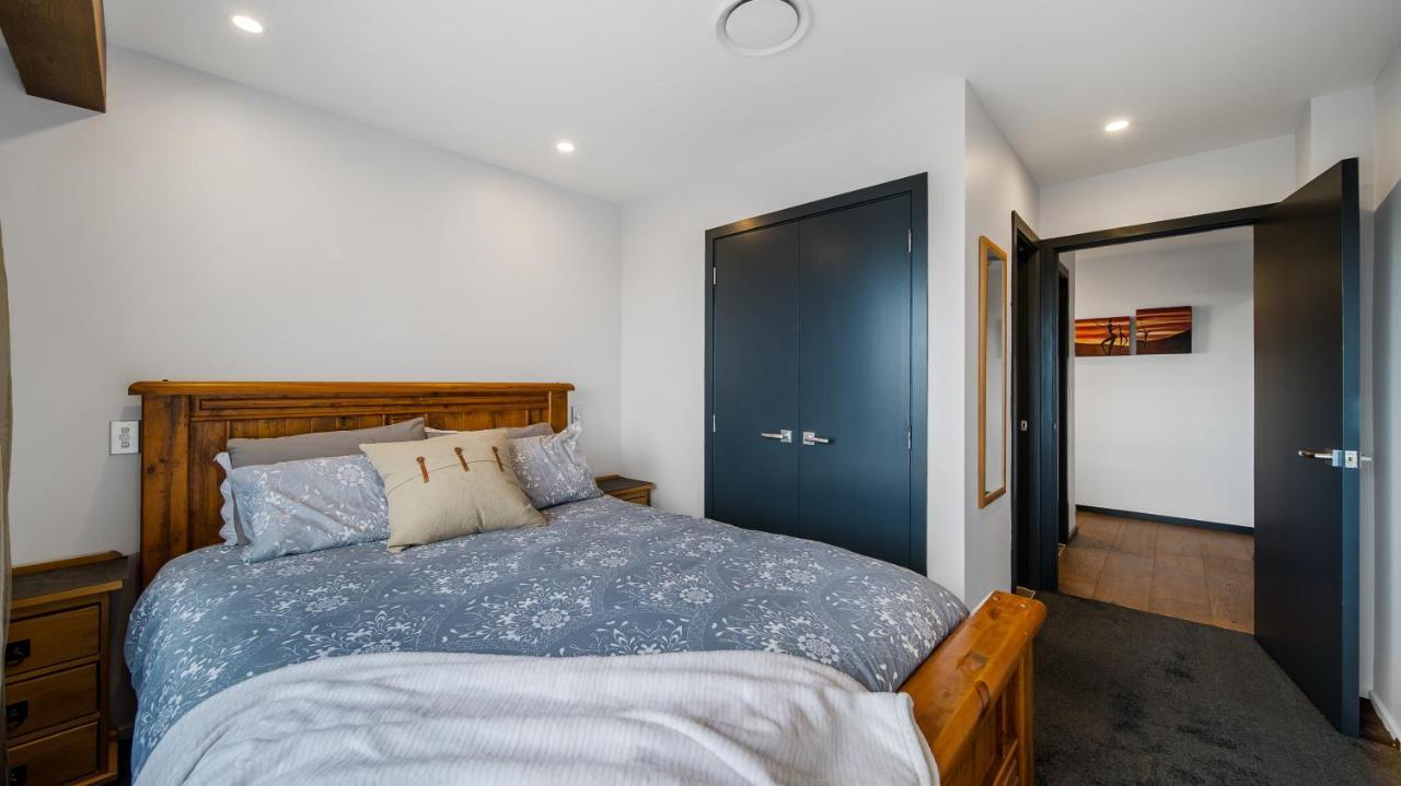 Central City View With Free Valet Parking Christchurch Exterior foto