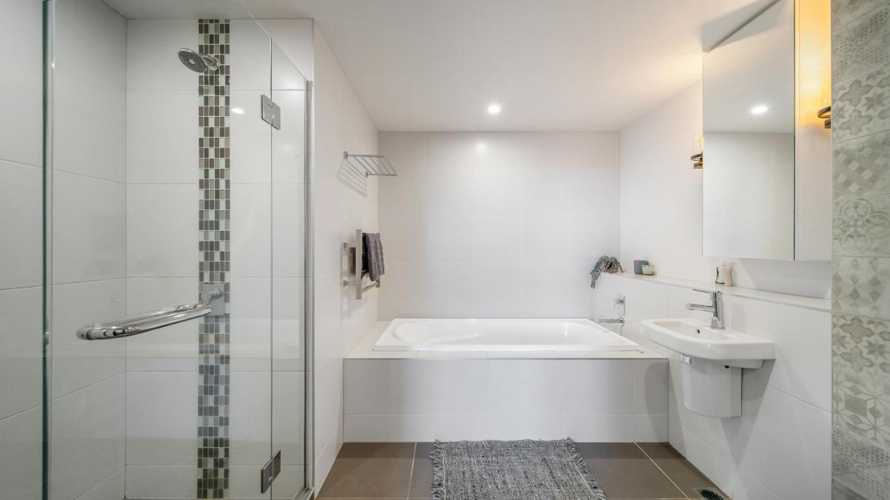 Central City View With Free Valet Parking Christchurch Exterior foto